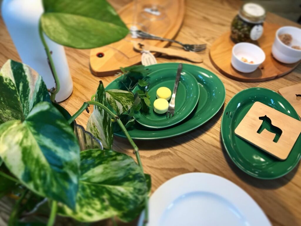 木製カッティングボードでオシャレな食卓 北欧生まれのスカンジナビアン ヘムスロイド 木製カッティングボードでオシャレな食卓 北欧生まれのスカンジナビアン ヘムスロイド