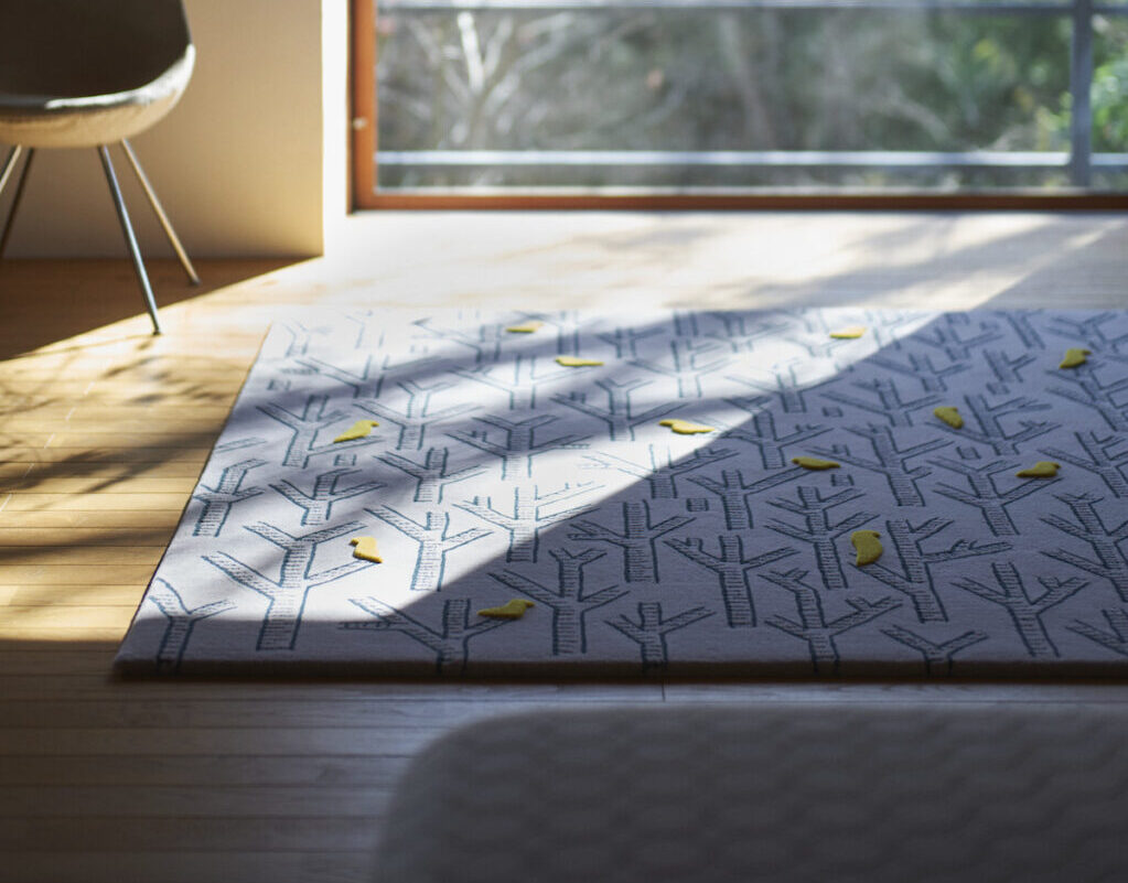 値下げ不可　美品　山形緞通　オリエンタルカーペット　140200 美品 山形緞通 オリエンタルカーペット 140✕200㌢ 手刺