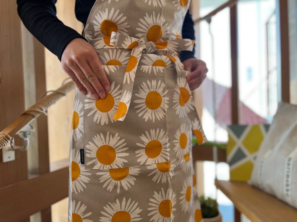 marimekko(マリメッコ)のエプロンが可愛い！お料理や家事をする気分も ...