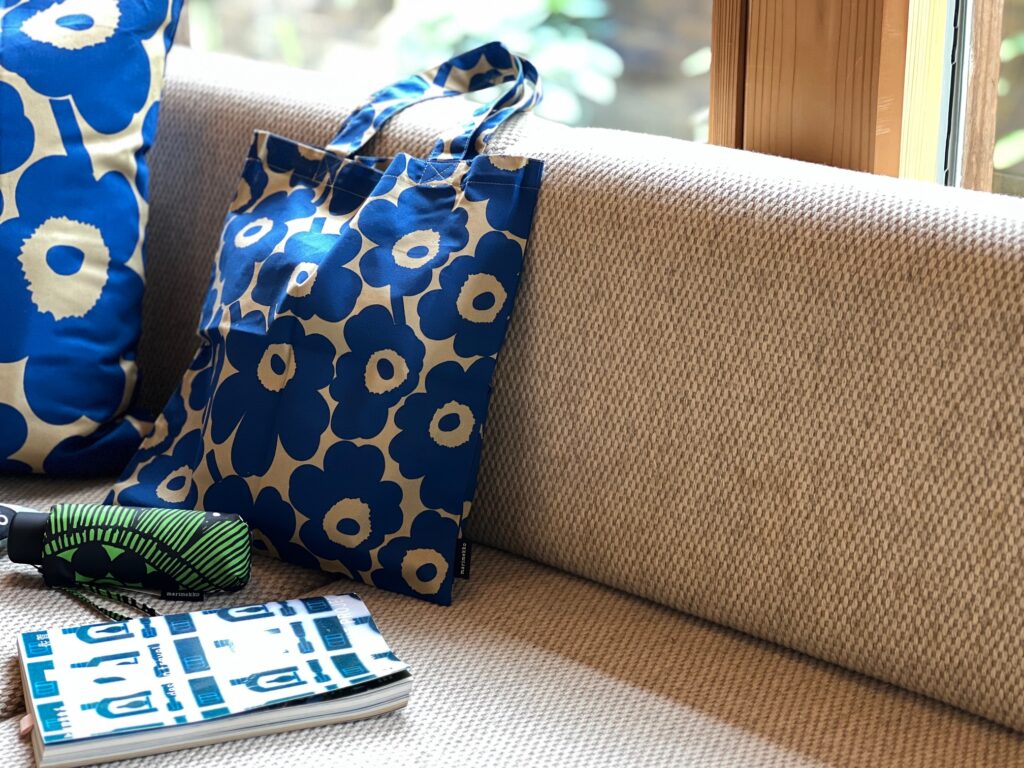 2024年marimekko(マリメッコ)のトートバッグ！オシャレで目を惹く 