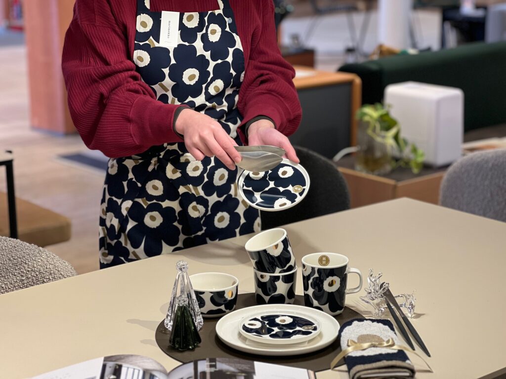 マリメッコ ウニッコ バスマット （マリメッコmarimekko さす Unikko 