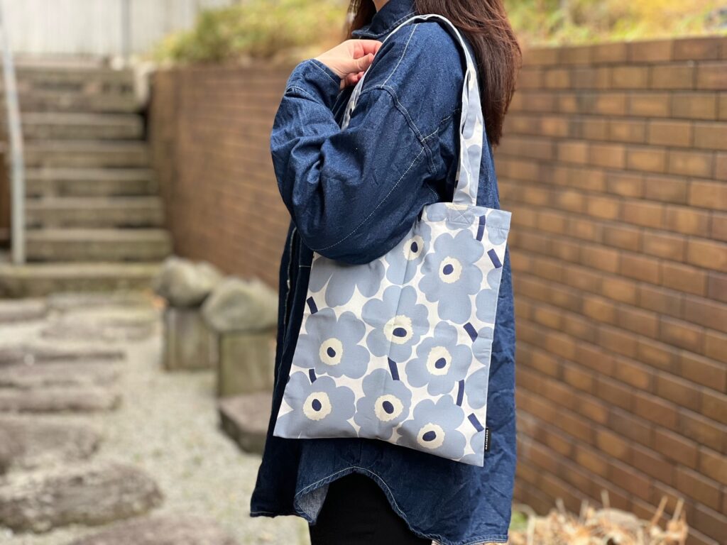 POPな　北欧生地で作っちゃいました　大きめトート　No.2        