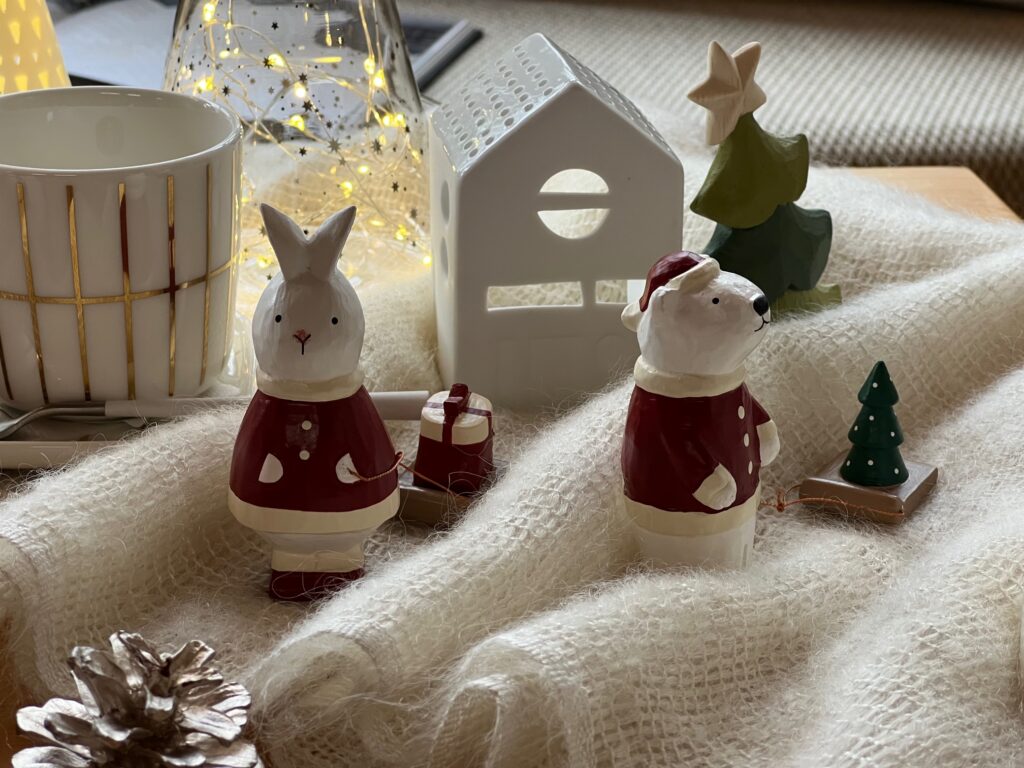 ぽれぽれ動物クリスマス2024！なかよしクリスマスシリーズに新たな仲間 